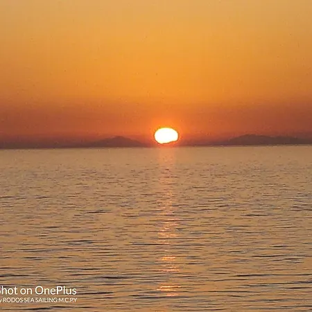 Day Cruise On Sailboat 3 Bays- Drinks-snacks-lunch, Swimm-snorkeling-paddle 6 Bådhotel Rhodes City